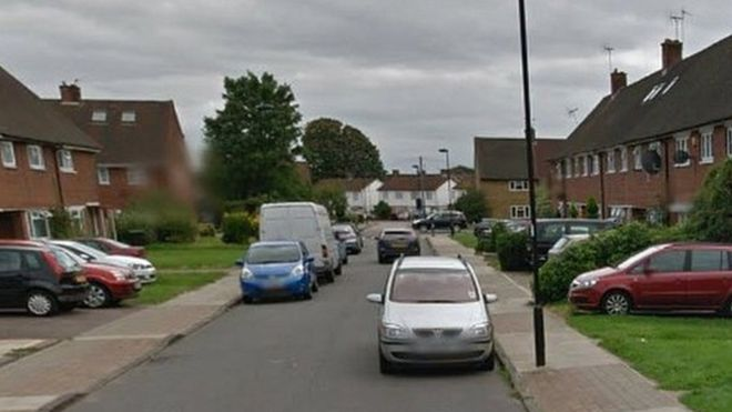 London: Thief steals car with baby and girl still inside - TVMnews.mt