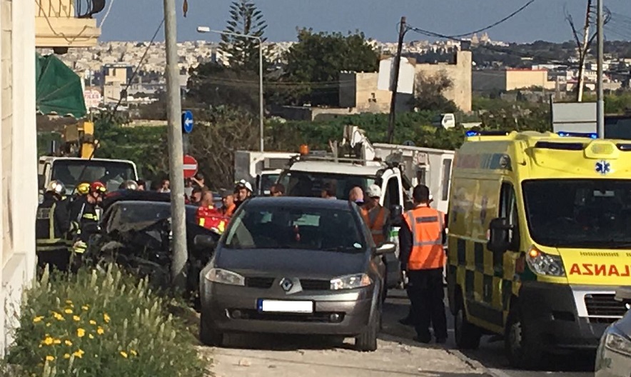 Watch: Pedestrian hit by car on pavement in Qormi - TVMnews.mt