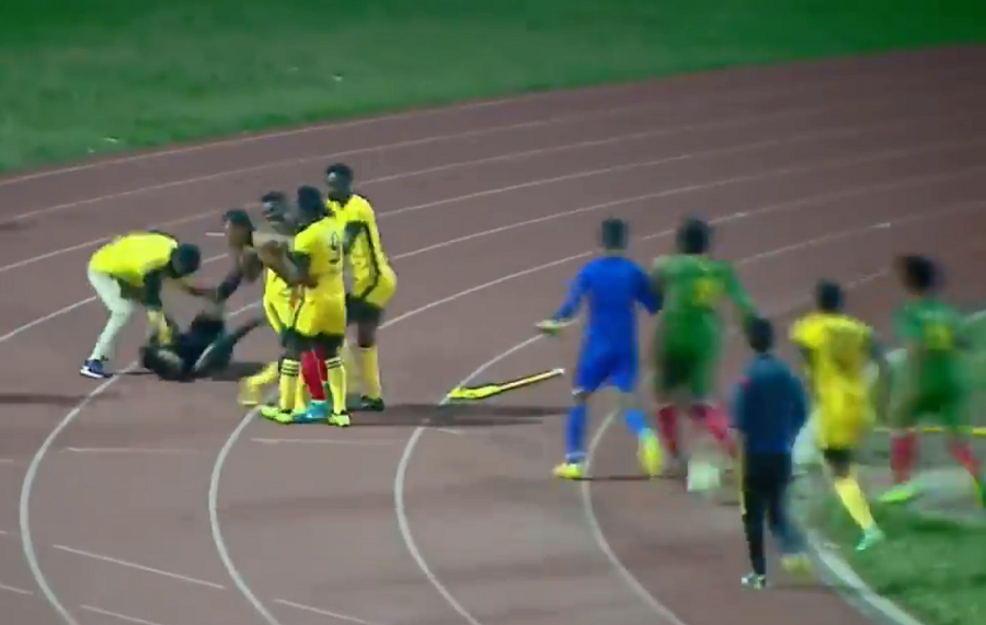 WATCH Referee beaten up during Premier League match in Ethiopia