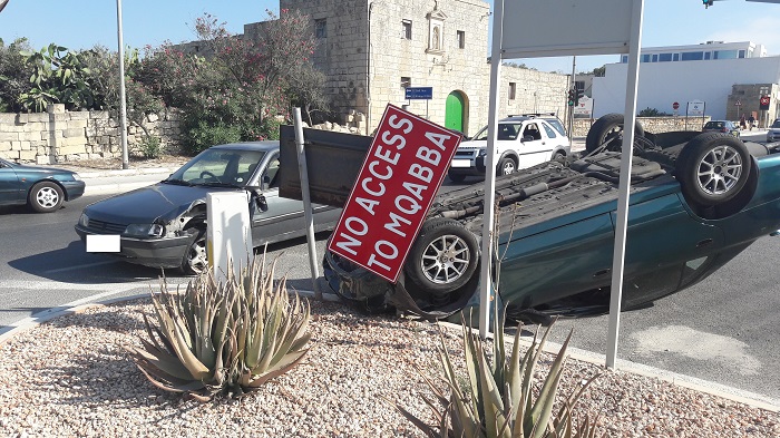 Man Injured After Car Overturned At urrieq Accident TVM mt