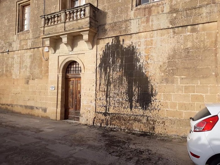 Facade Of Mqabba s Torri Vin enti Vandalised TVM mt