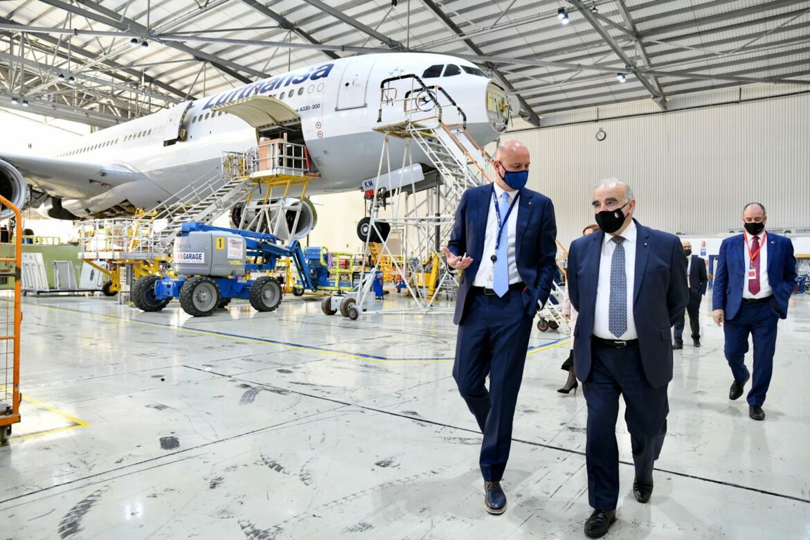 President visits Lufthansa Technik Malta TVMnews.mt