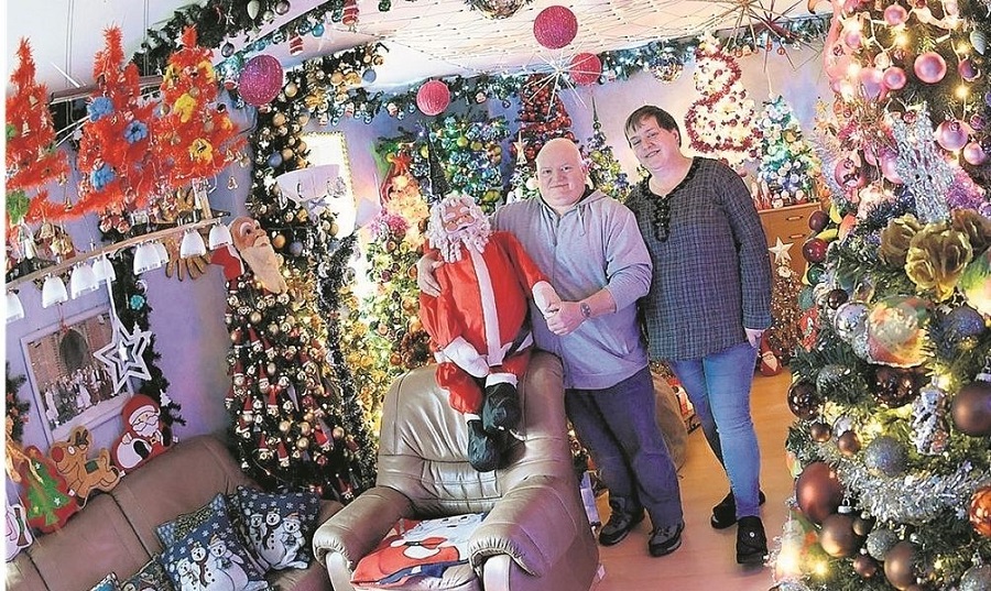 German couple put up 444 Christmas trees in their home TVMnews.mt