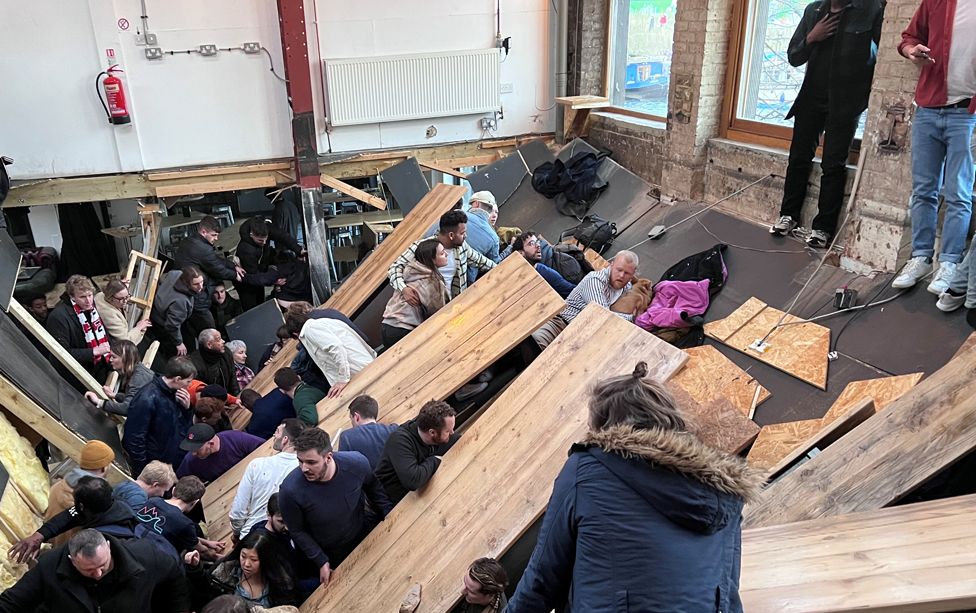 13 persons injured after bar floor collapsed in London - TVMnews.mt