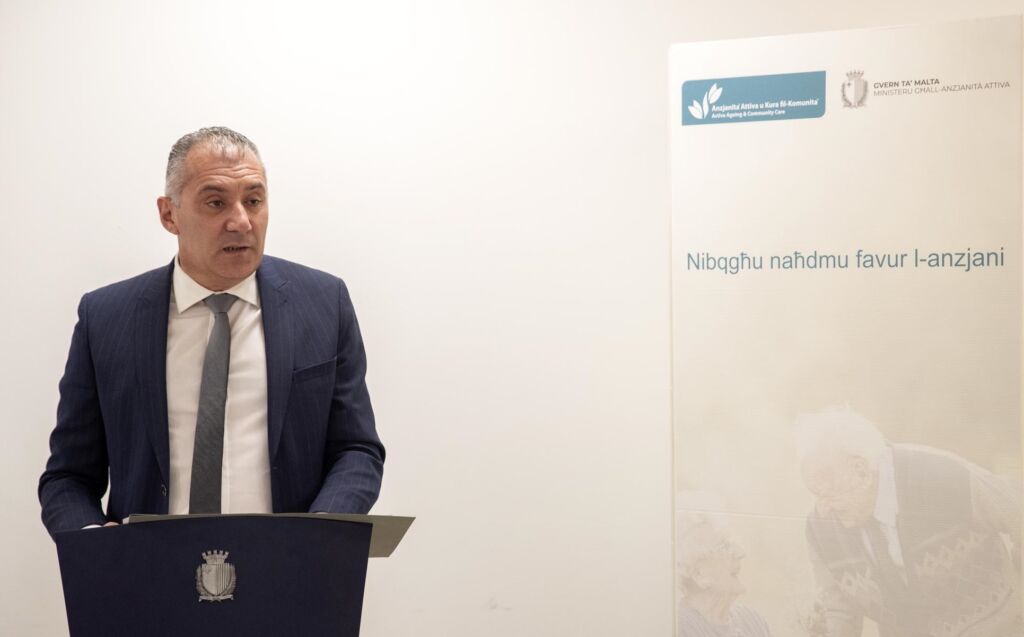 Imħabbar servizz ta’ terapija u appoġġ psikoloġiku għall-anzjani li ...