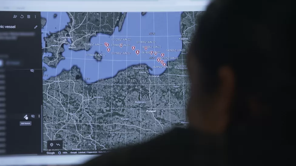 Documentary places two Russian ships near gas pipelines at the moment ...