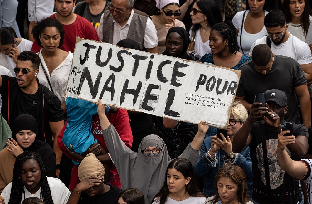 Over 1,000 protestors arrested during the fourth night of riots in ...