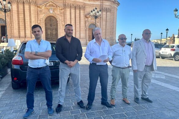 IlPartit Popolari jgħid li żżewġ partiti lkbar biegħu lil Malta