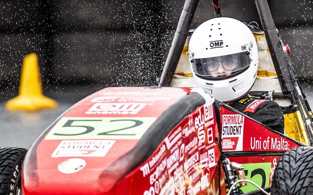 UM Racing Team acquires a post in the top 10 on Silverstone circuit ...