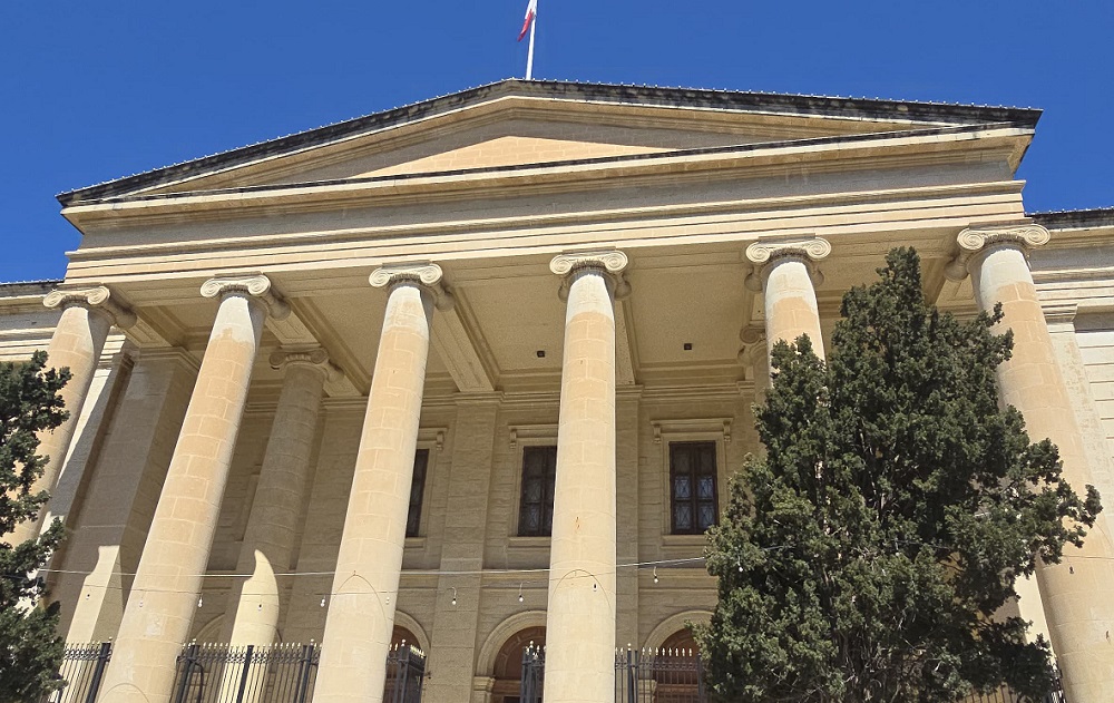 Sentenza sospiża għal raġel akkużat bi ħsara f'uffiċini - It-Tlieta ...